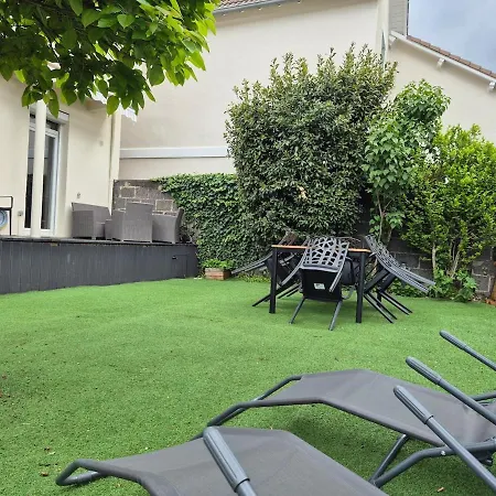 Le Clos Des Domes - Centre Avec Jardin Prázdninový dům *
